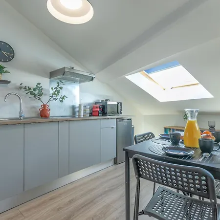 Le Travi - Climatise Au Centre De דירה *